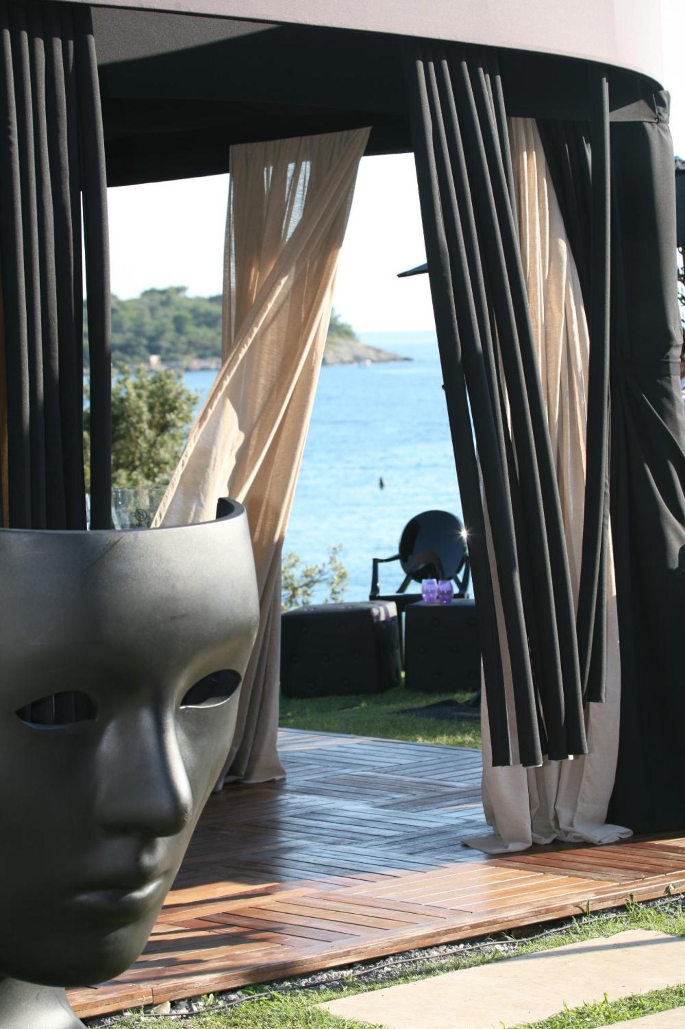 Boutique Hotel Valsabbion Pjescana Uvala Buitenkant foto